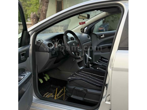 Sahibinden Ford Focus 1.6 TDCi Collection 2011 Model 