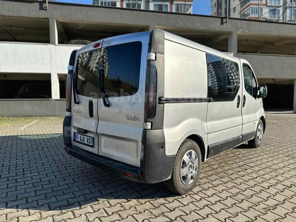 Sahibinden Renault Trafic Multix 1.9 dCi Grand Confort 2007 Model 