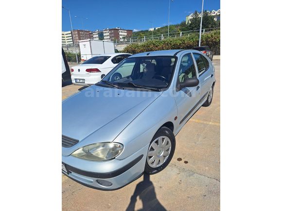 Sahibinden Renault Megane 1.4 Authentique 2001 Model
