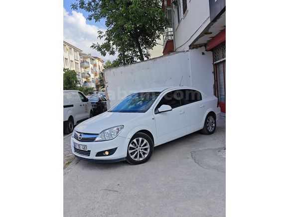 Hatasız Boyasız Opel Astra 1.3 Dizel Dolu Paket Düşük Km