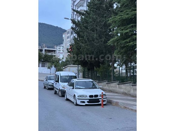 Sahibinden BMW 3 Serisi 316i Standart 2001 Model  380.000 km Beyaz