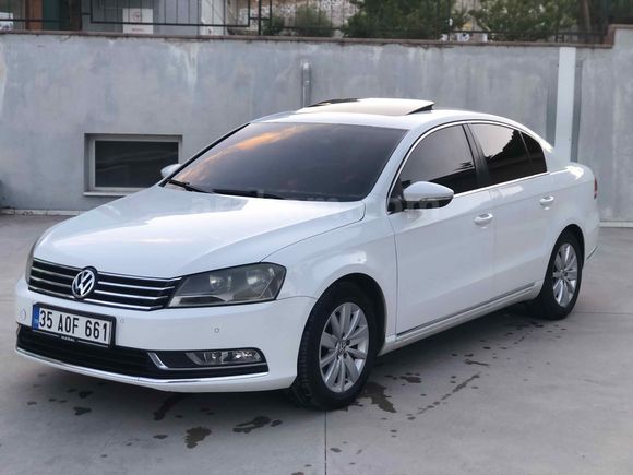 CAM GİBİ TERTEMİZ DEĞİŞENSİZ HASAR KAYITSIZ SUNROOFLU   