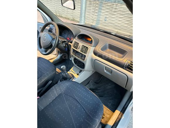 Sahibinden Renault Clio 1.5 dCi Expression 2002 Model