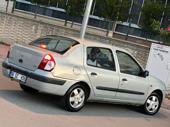 Sahibinden Renault Clio 1.5 dCi Expression 2002 Model