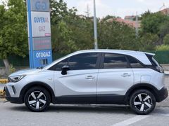 Galeriden Opel Crossland 1.2 T Essential 2024 Model İzmir