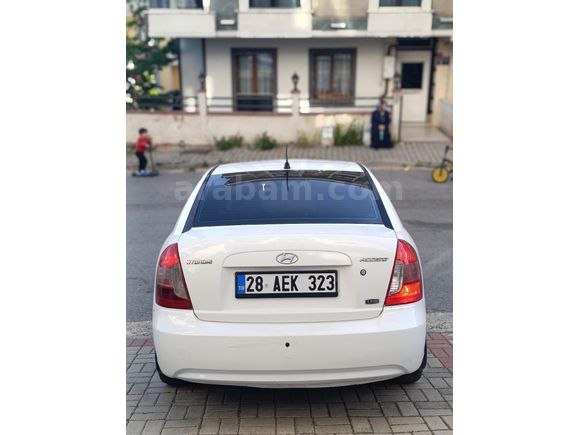 Sahibinden Hyundai Accent Era 1.5 CRDi-VGT Team 2006 Model