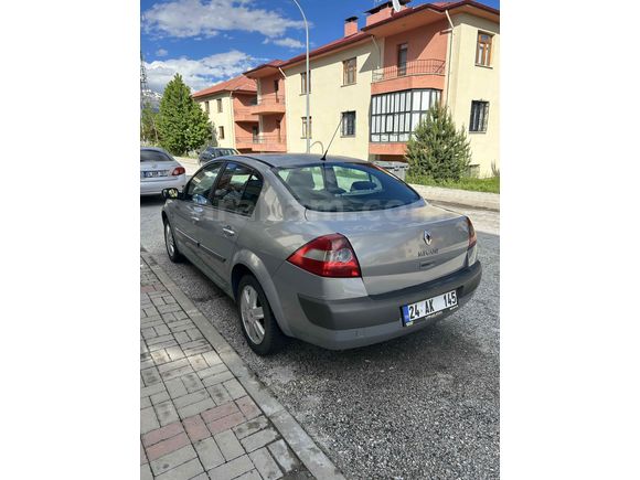 Sahibinden Renault Megane 1.6 Dynamique 2004 Model Karabük