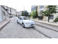 Galeriden Hyundai Accent 1.3 LS 2000 Model Ankara