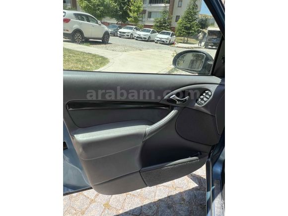 FORD FOCUS 1 GİA-BAKIMLI TEMİZ