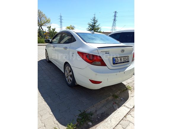 Sahibinden Hyundai Accent Blue 1.4 CVVT Mode Plus 2013 Model 