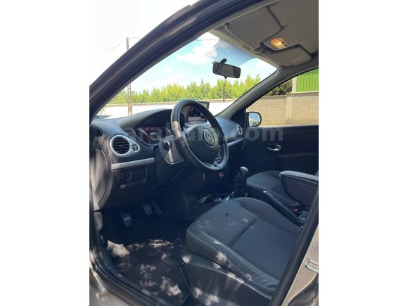 Sahibinden Renault Clio 1.2 Expression 2010 Model 