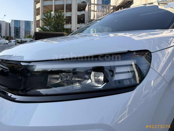 DİCLE'den 2026 '0'KM COMBO PRO EKRAN GERİ GÖRÜŞ ÇELİK JANT KREDİ
