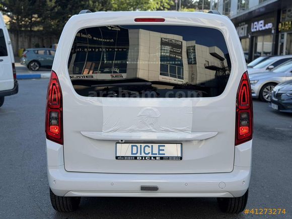 DİCLE'den 2026 '0'KM COMBO PRO EKRAN GERİ GÖRÜŞ ÇELİK JANT KREDİ