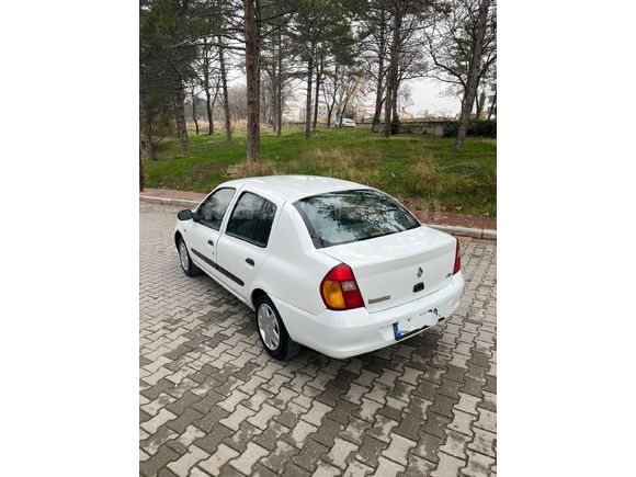 Sahibinden Renault Clio 1.4 Dynamique 2004 Model