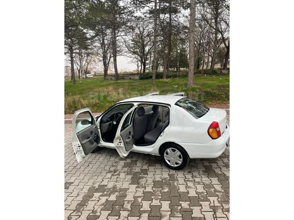 Sahibinden Renault Clio 1.4 Dynamique 2004 Model