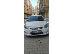 Sahibinden Hyundai Accent Blue 1.6 CRDI Mode Plus 2013 Model