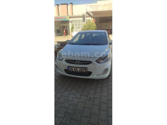 Sahibinden Hyundai Accent Blue 1.6 CRDI Mode Plus 2013 Model