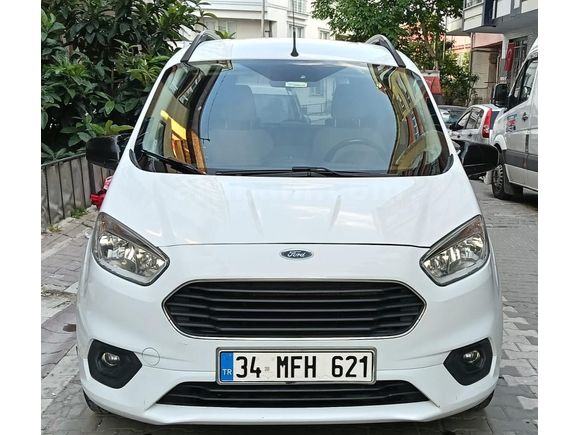 Sahibinden Ford Tourneo Courier 1.5 TDCi Titanium 2022 Model