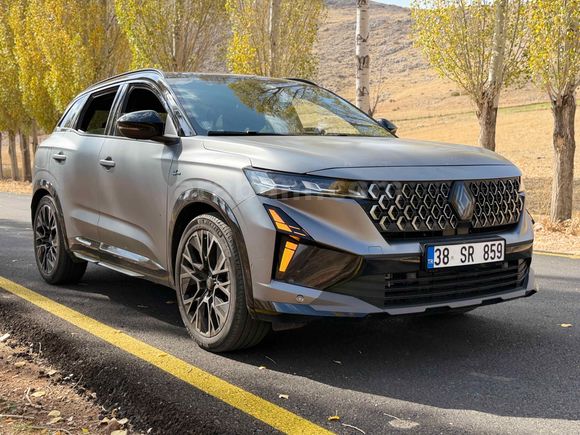 Sahibinden Renault Austral 1.3 Hybrid Techno Esprit Alpine 2025 Model 