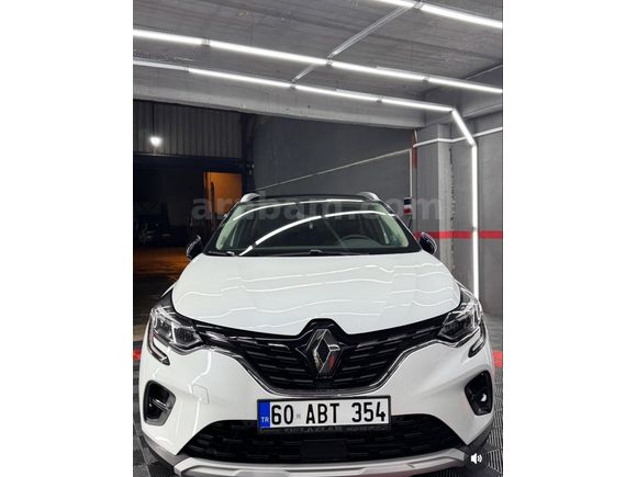 Sahibinden Renault Captur 1.3 TCe Icon 2024 Model  9.500 km Beyaz