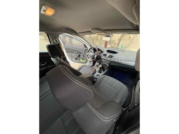  Megane 1.6 Touch Plus 2015 Model  Hatasız