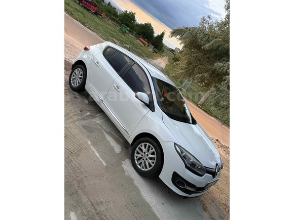  Megane 1.6 Touch Plus 2015 Model  Hatasız