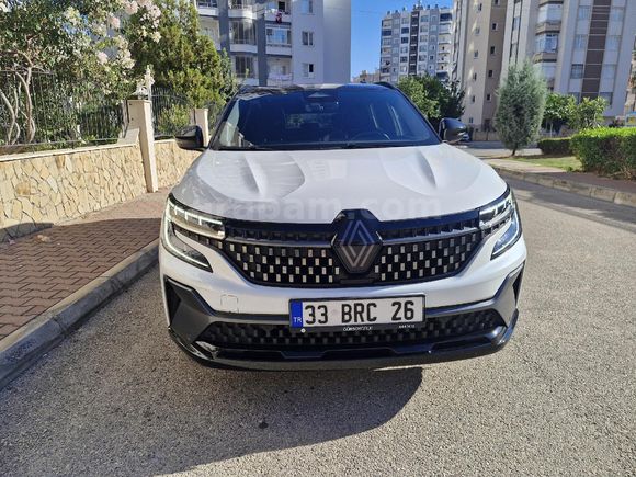 Sahibinden Renault Austral 1.3 Hybrid Techno Esprit Alpine 2023 Model Mersin 29.500 km Beyaz