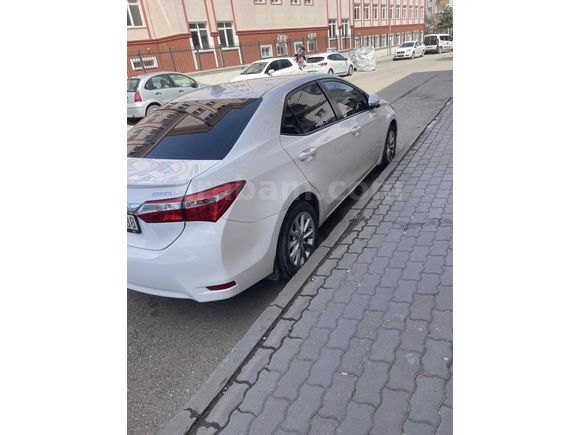  Toyota Corolla 1.6 Life 2018 model  manuel 