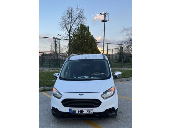 Sahibinden Ford Transit Courier 1.5 TDCi Trend 2019 Model 