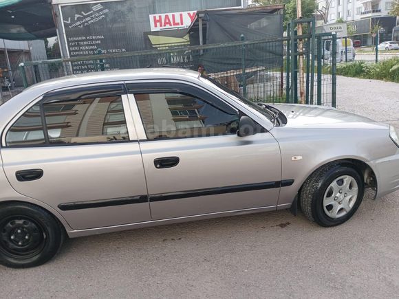 Sahibinden Hyundai Accent 1.3 Admire 2005 Model
