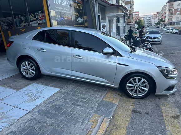 Sahibinden Renault Megane 1.5 dCi Touch 2017 Model