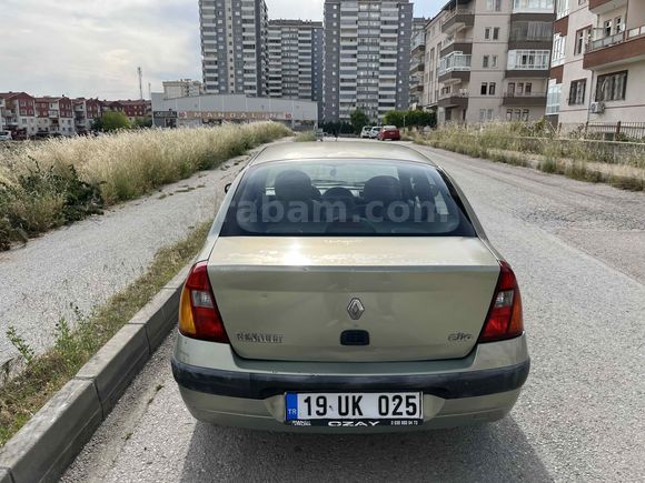 Sahibinden Renault Clio 1.4 Expression 2003 Model 