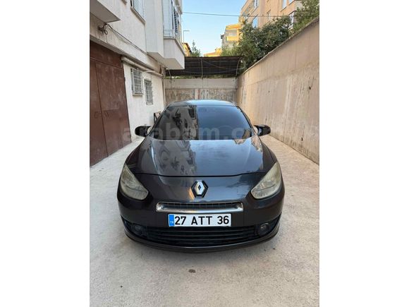 Sahibinden Renault Fluence 1.5 dCi Extreme 2011 Model  280.000 km Füme