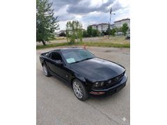 Sahibinden Siyah Ford Mustang / Yaşına Göre Oldukça Diri ve Bakımlı