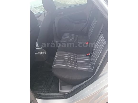 Sahibinden Ford Focus 1.6 Comfort 2011 Model
