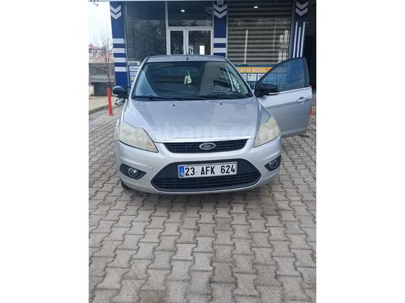 Sahibinden Ford Focus 1.6 Comfort 2011 Model