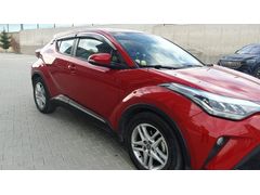 Sahibinden Toyota C-HR 1.8 Hybrid Flame 2022 Model  47000 km Kırmızı