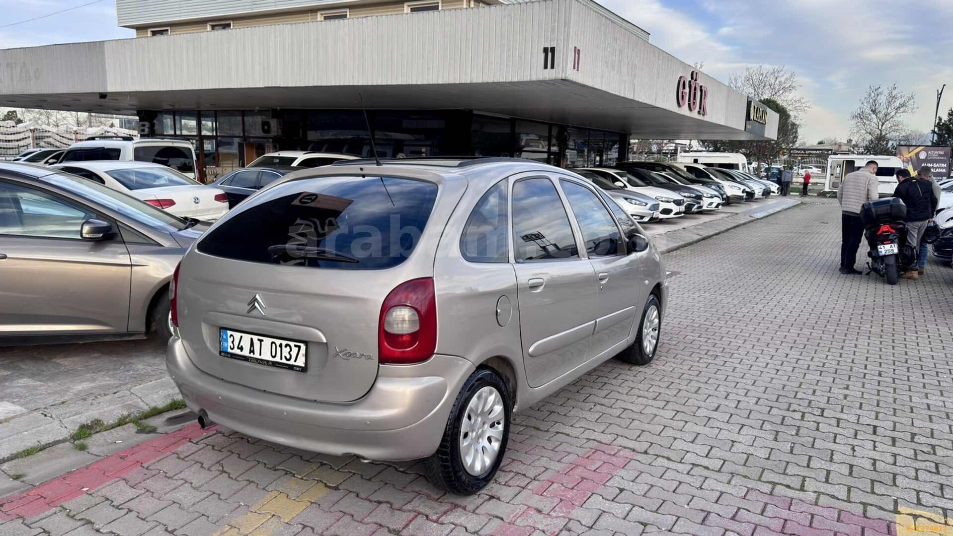 Galeriden Citroen Xsara Picasso 2.0 HDi 2004 Model Kocaeli 325.000 km Bej 6