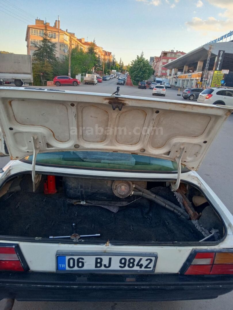 Sahibinden Ford Taunus 2.0 GTS 1988 Model Ankara 67.550 km Beyaz 1