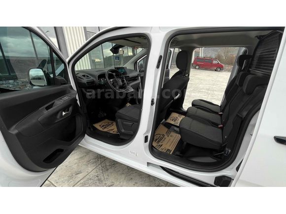 Sahibinden Opel Combo Life 1.5 D Edition 2025 Model 