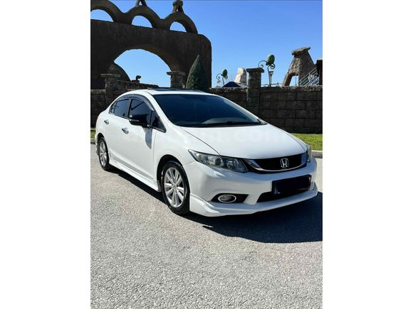 Sahibinden Honda Civic 1.6i VTEC Eco Elegance 2013 Model 
