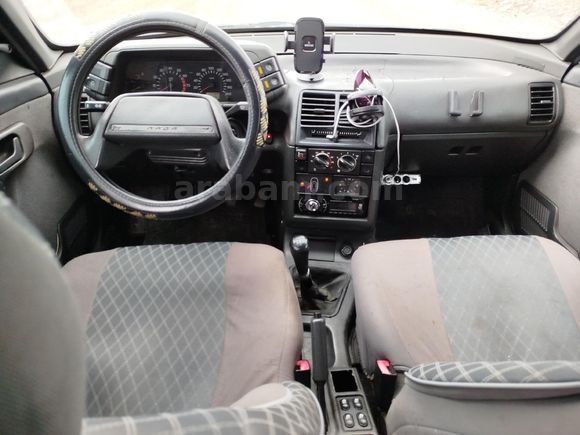 Memurdan Lada Vega 1.5 2004 )