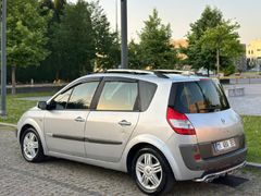 Sahibinden Renault Scenic 1.6 Privilege 2006 Model  261.000 km Gri (metalik)