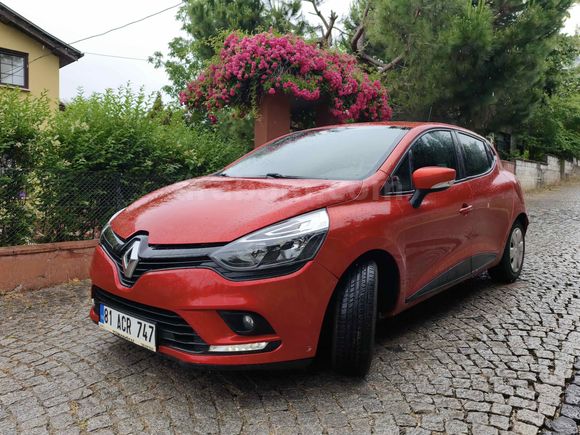 Sahibinden Renault Clio 1.5 dCi Joy 2016 Model  150.000 km Kırmızı