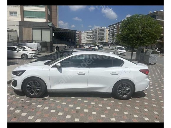 Sahibinden Ford Focus 1.5 EcoBlue Titanium Stil 2024 Model 