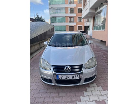 Sahibinden Volkswagen Jetta 1.9 TDi Midline 2008 Model  350.000 km Gri