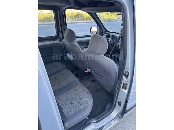 Sahibinden Renault Kangoo 1.4 RTE 2000 Model 