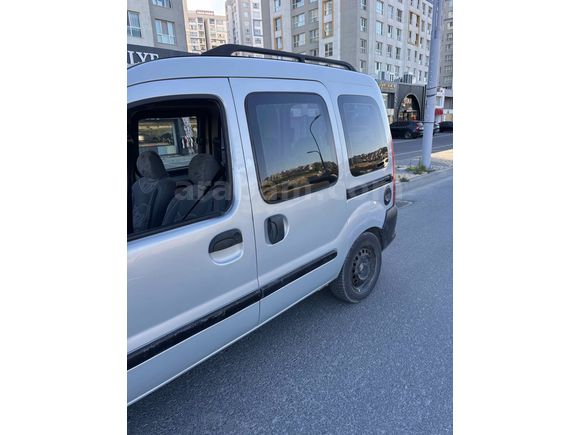Sahibinden Renault Kangoo 1.4 RTE 2000 Model 