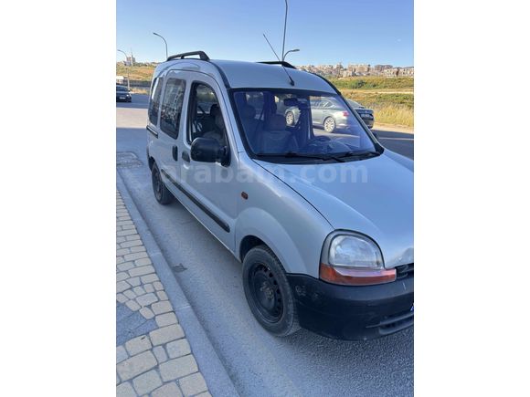 Sahibinden Renault Kangoo 1.4 RTE 2000 Model 