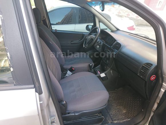 Sahibinden Opel Zafira 1.6 Elegance 2004 Model 